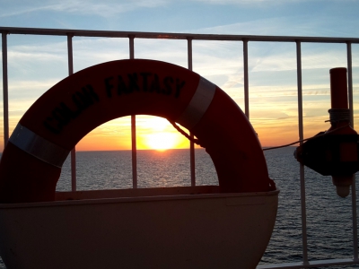 Durchblick und/oder Öffnungen_17