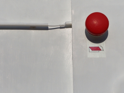 Minimalistisch mit Rot_10